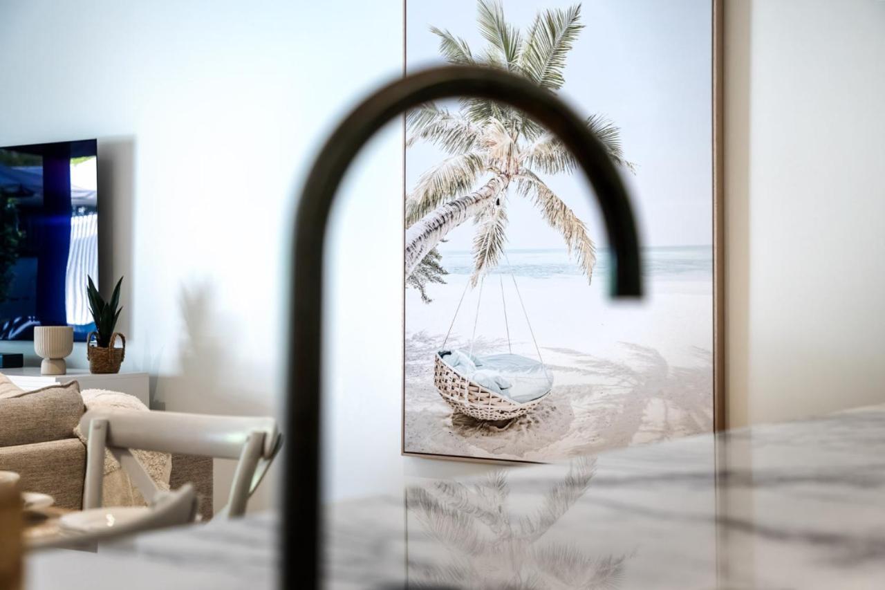 Modern Palms Getaway Holiday home Gold Coast